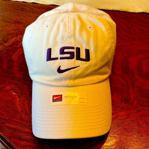 Nike Other - LSU Tigers Purple and White Nike baseball cap new with tags collegiate licensed